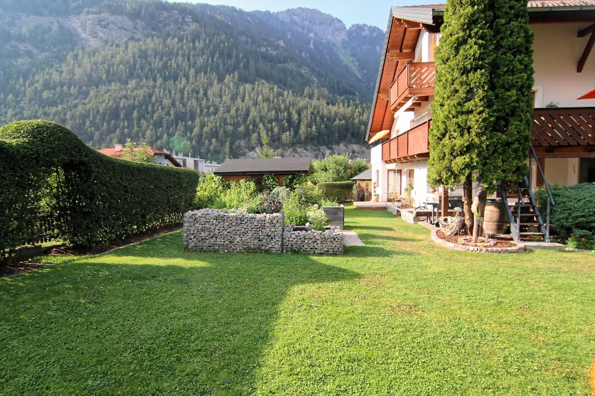 Appartments Haus Hueber Pfunds Extérieur photo